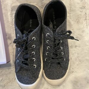 Madden Girl athlesiure sneakers size 8.5